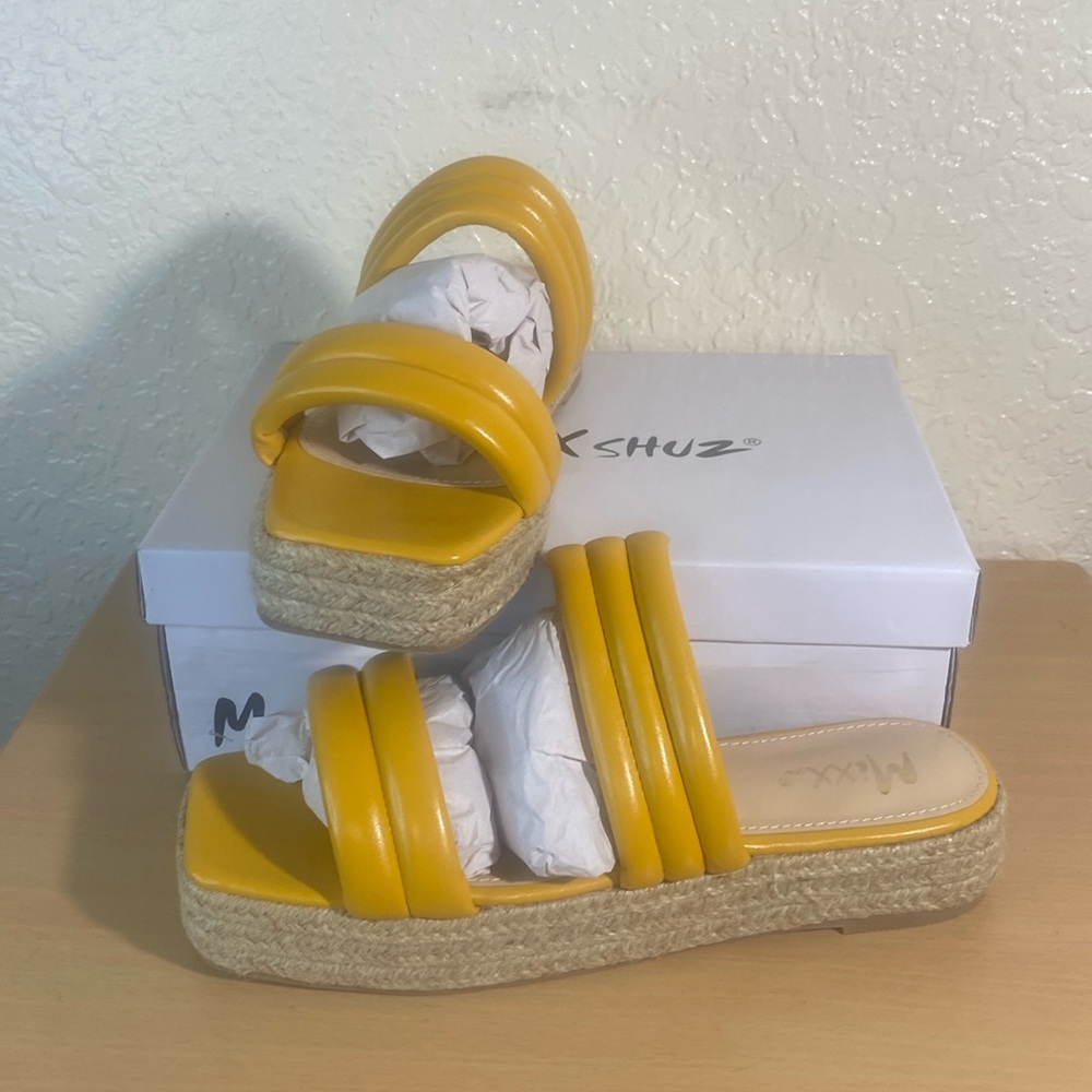 Mustard yellow Molly sandal